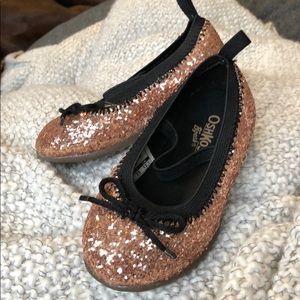 Osh’Kosh Rose Gold Sequined Tuxedo Dress Shoes